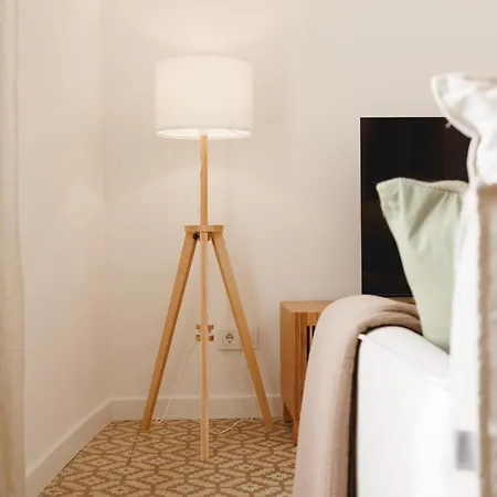 Apartment Bravissimo Santa Clara 53, 3-bedroom Near Placa Independencia Girona