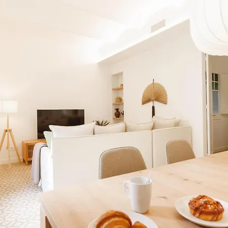 Bravissimo Santa Clara 53, 3-bedroom Near Placa Independencia Apartment *