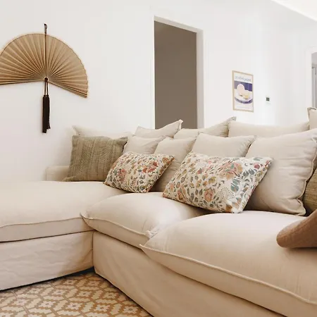 Bravissimo Santa Clara 53, 3-bedroom Near Placa Independencia Apartment *