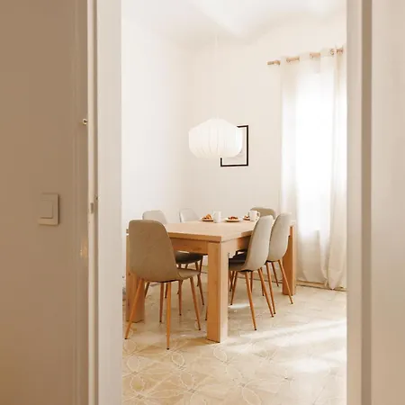 Apartment Bravissimo Santa Clara 53, 3-bedroom Near Placa Independencia *