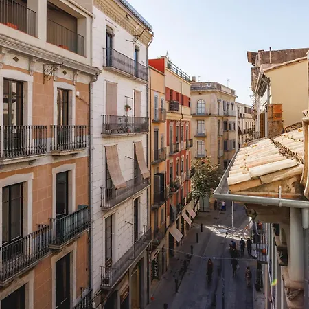 Bravissimo Santa Clara 53, 3-bedroom Near Placa Independencia Apartment Girona