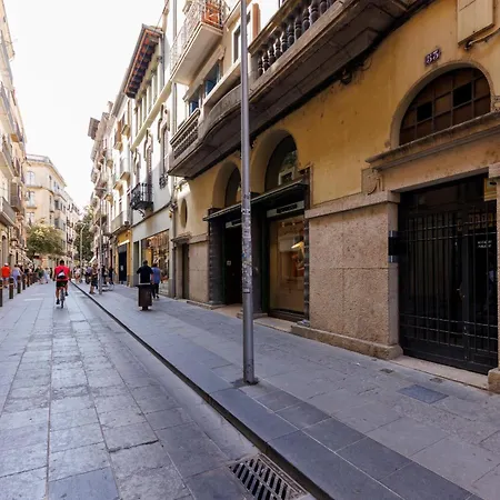 Bravissimo Santa Clara 53, 3-bedroom Near Placa Independencia *
